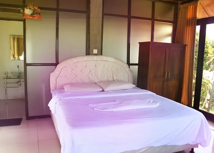 Soka Indah Restaurant & ホリデーパーク Selemadeg